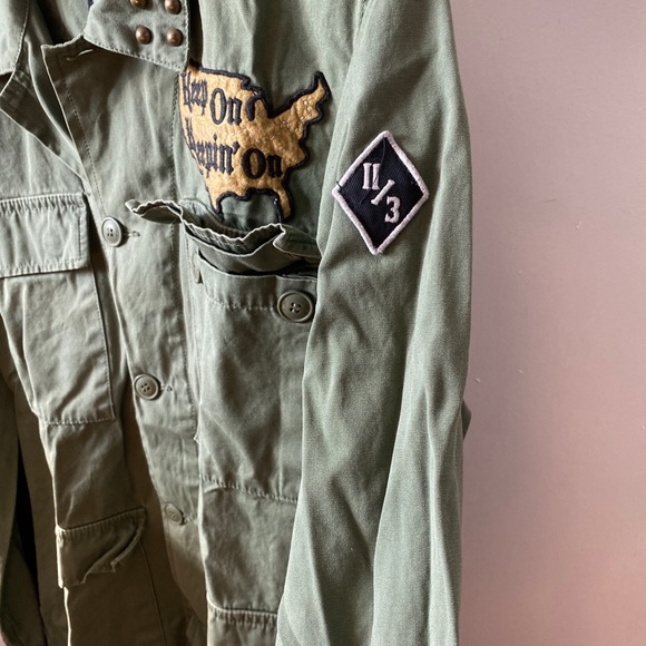 Military Shacket w/ patches - Picture 2 of 4